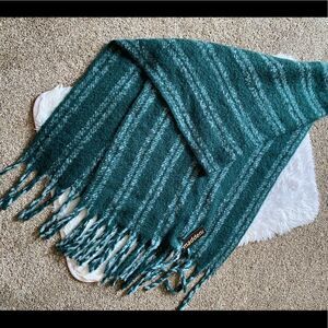 Madden NYC Muffller Blanket Wrap Scarf NEW with Tags One Size